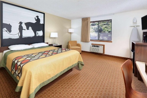 Super 8 by Wyndham Cody image 20